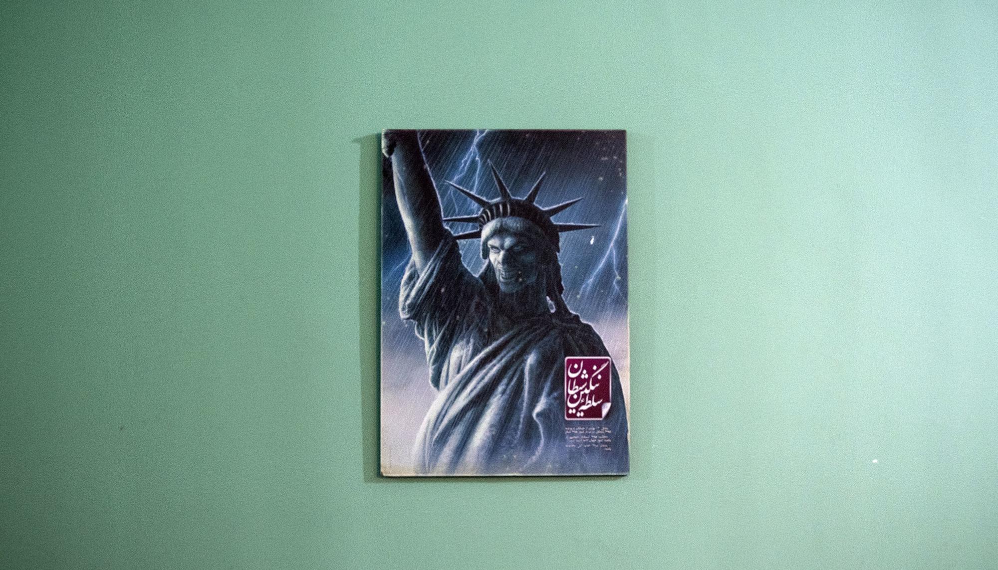 Cartel en la Embajada de USA en Teherán